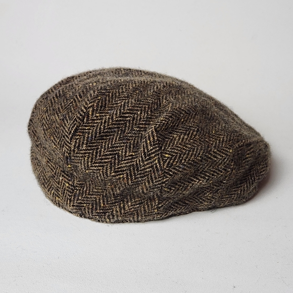 Kevin & Howlin Ascot Cap - Picture 2 of 5